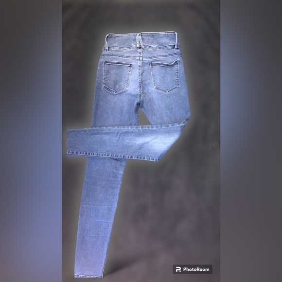 Angles NWT Skinny styled blue jeans size 6 - Picture 2 of 3